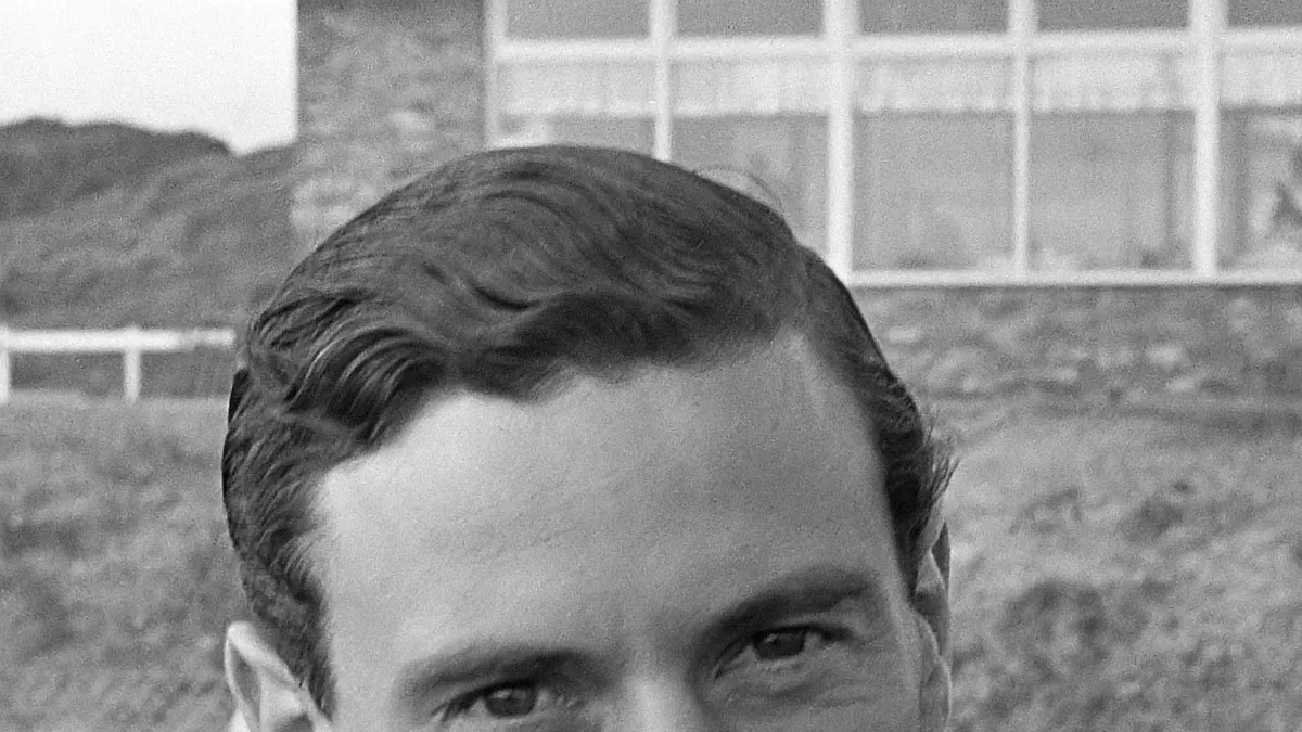 Jim Clark i ett licensierat motorsportfoto.